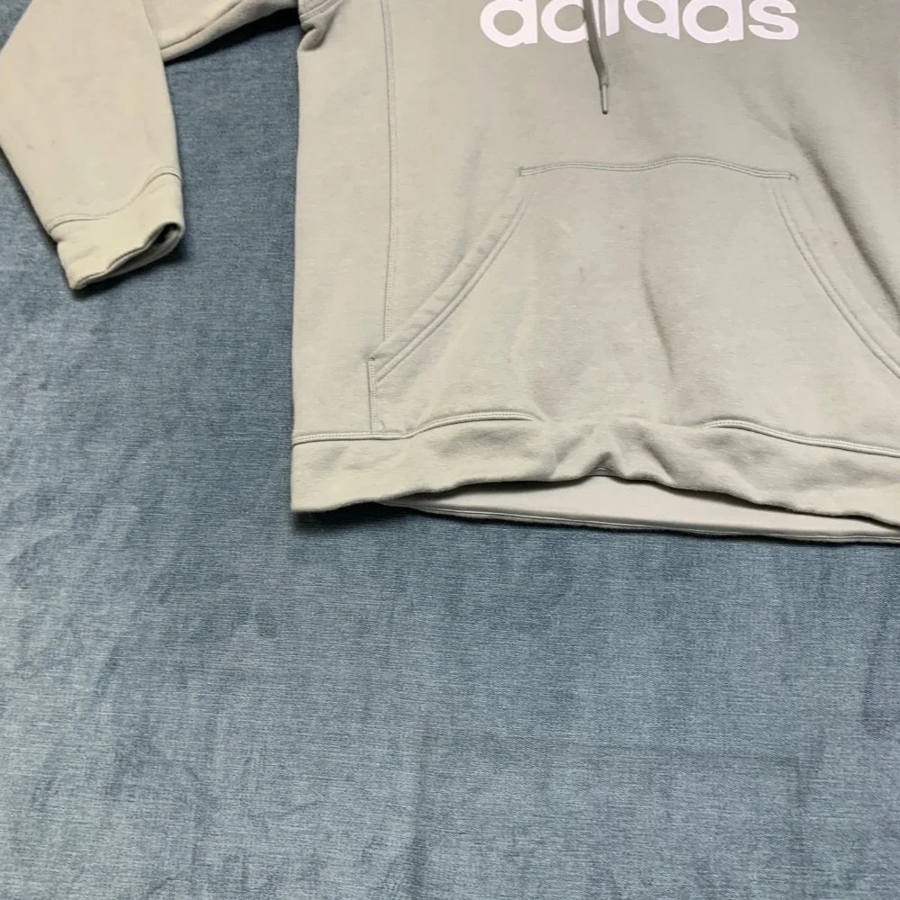 Adidas Hoodie Mens M Gray Kangaroo Pockets Drawstring Raglan Sleeve Winter Warm